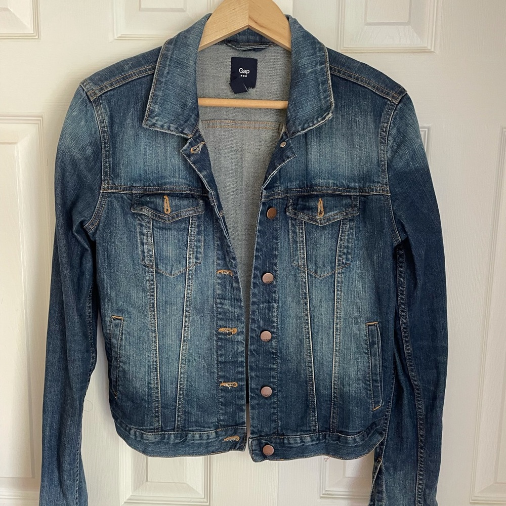 GAP Distressed Jeans Jacket (M)